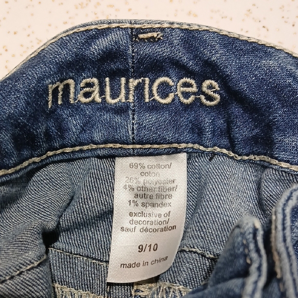 Maurices Blue Ankle Capri Jeans with Classic Design - Picture 2 of 5